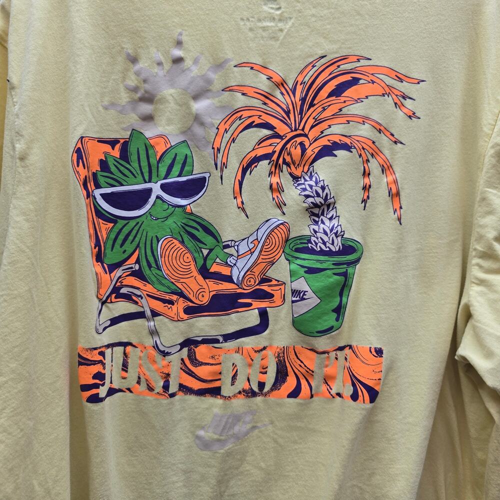 Nike Sportswear "Spring Break Sun" Graphic Tee Shirt Beach Summer Yellow SZ 2XL
